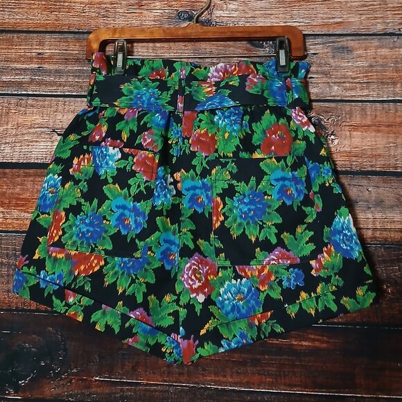 Zara Shorts Size S Paperbag Waist Belted High Rise Cuffed Black Floral Stretch - Picture 3 of 8